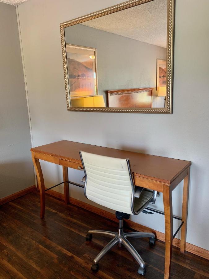Hiway Inn Express Elk City Luaran gambar